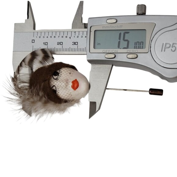 French Flapper Girl Vintage Feather Stick Lapel Pin, Made in France K412 - Picture 6 of 8